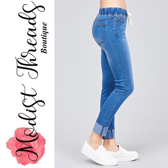 Drawstring Roll Cuff Washed Denim Skinny Pants - Picture 3 of 4